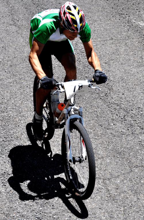 Foto de ciclista participando en una competición